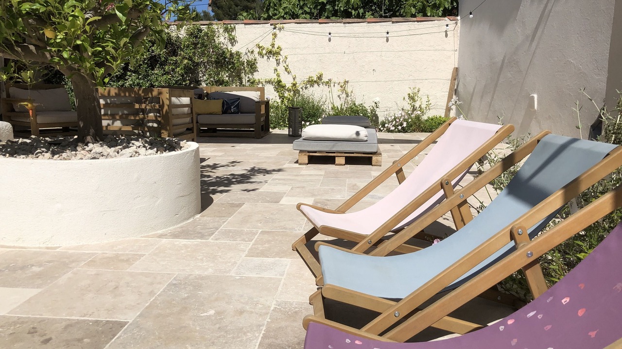 Photo of Outdoor in Ensues-la-Redonne
