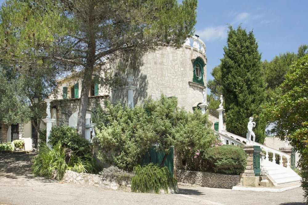 Photo of Outdoor in Beaucaire