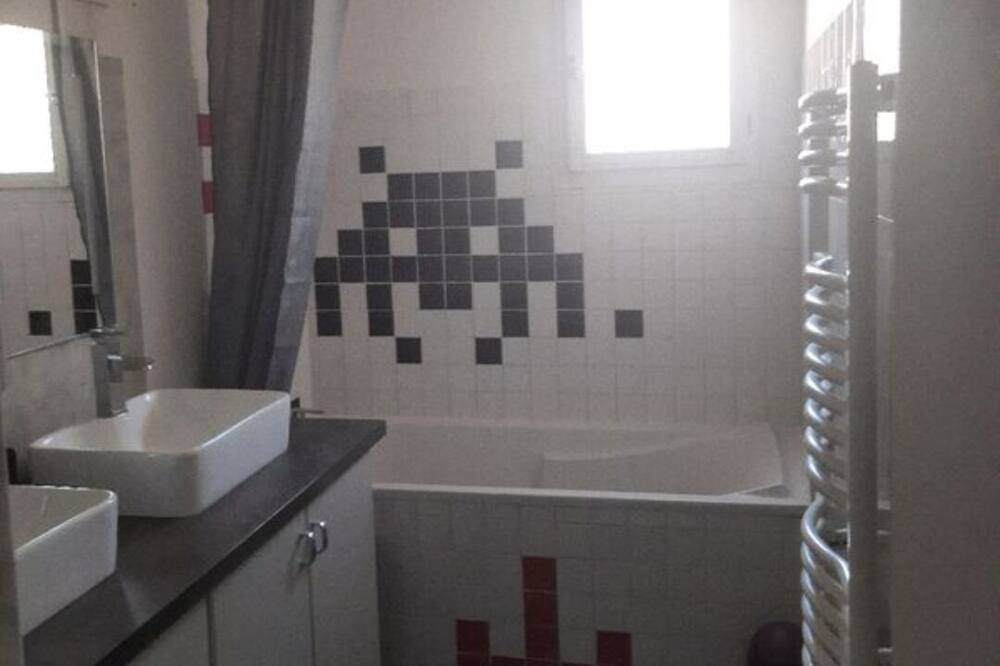 Photo of Bathroom in Meyrargues