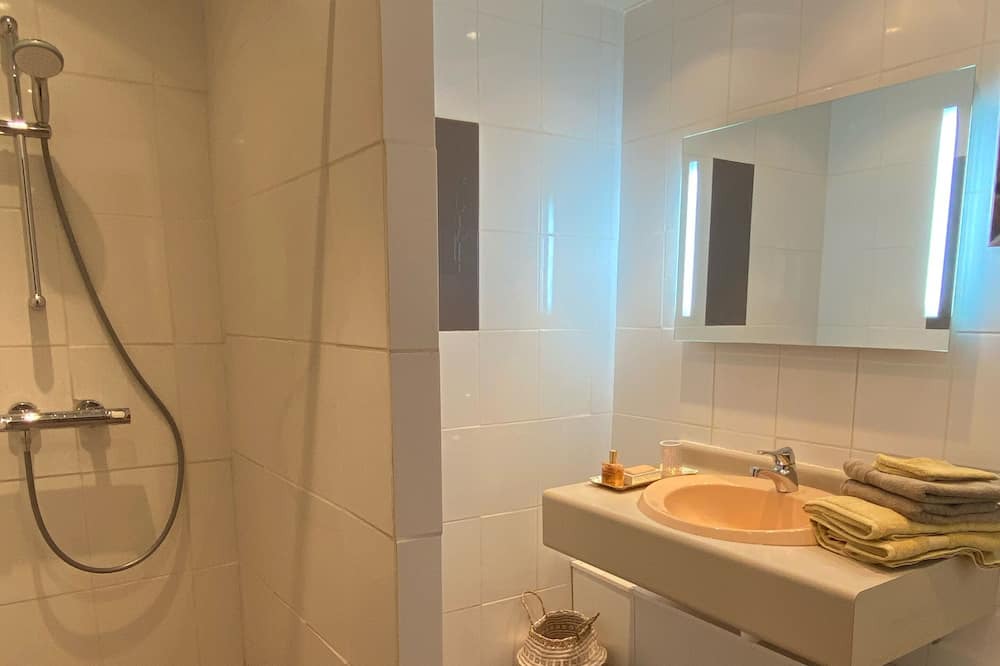 Photo of Bathroom in Gargas