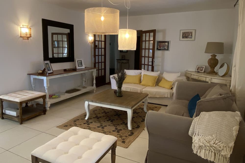 Photo of Livingroom in Gargas