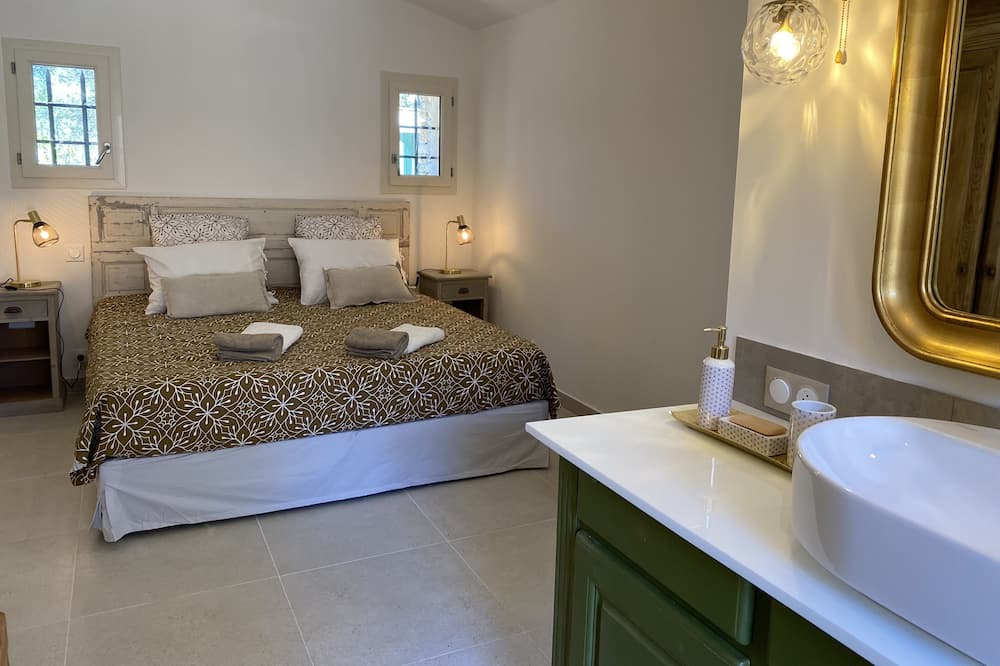Photo of Bedroom in Gargas
