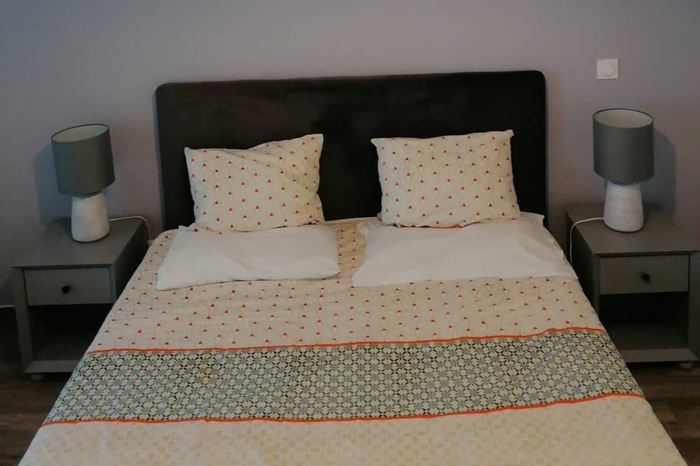 Photo of Bedroom in Eguilles