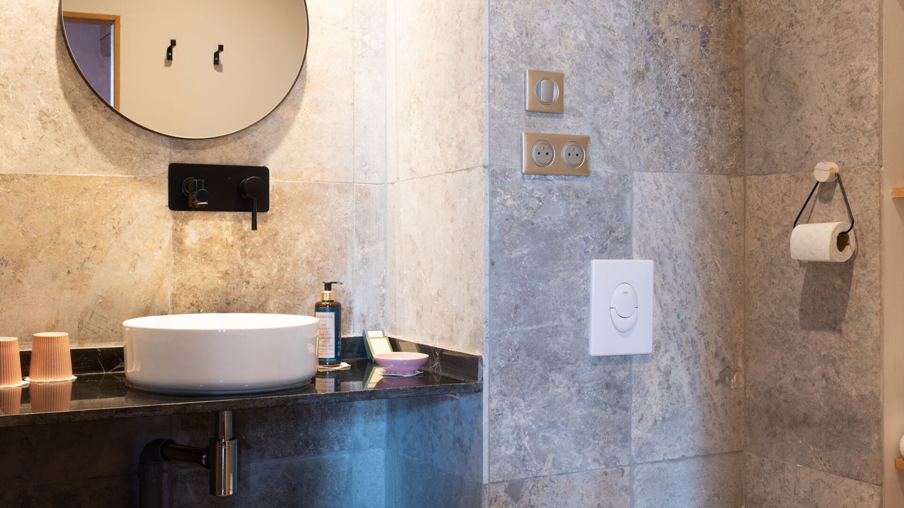Photo of Bathroom in Cucuron