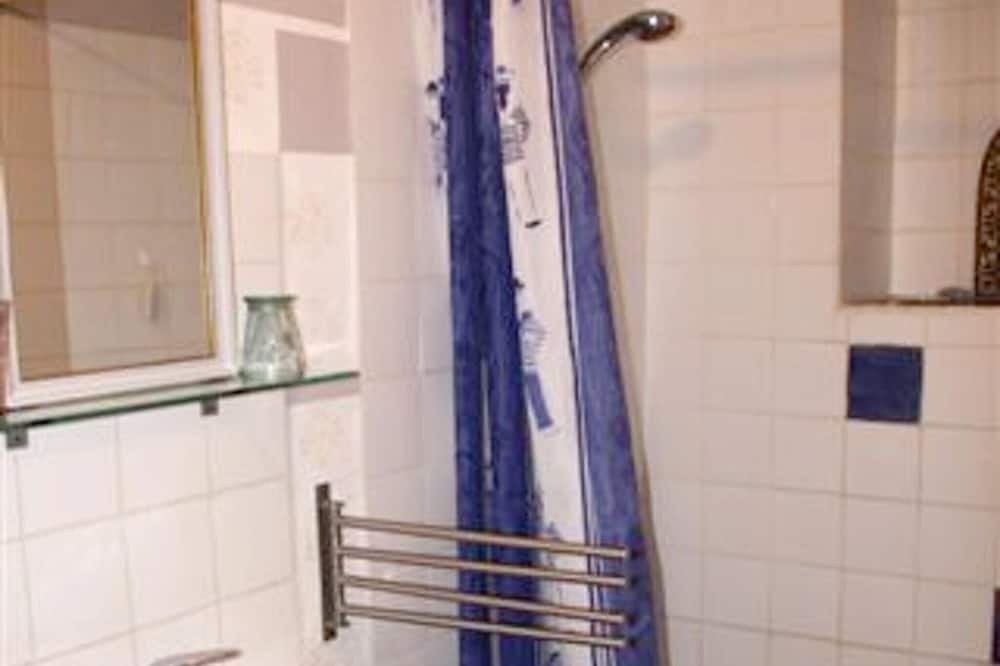 Photo of Bathroom in Reillanne