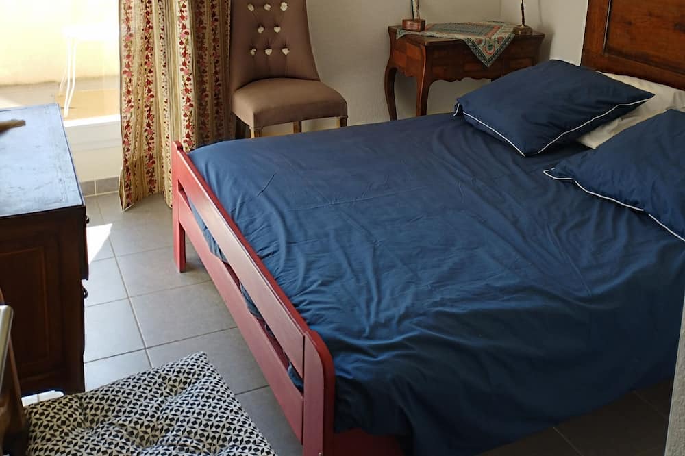 Photo of Bedroom in Chateaurenard