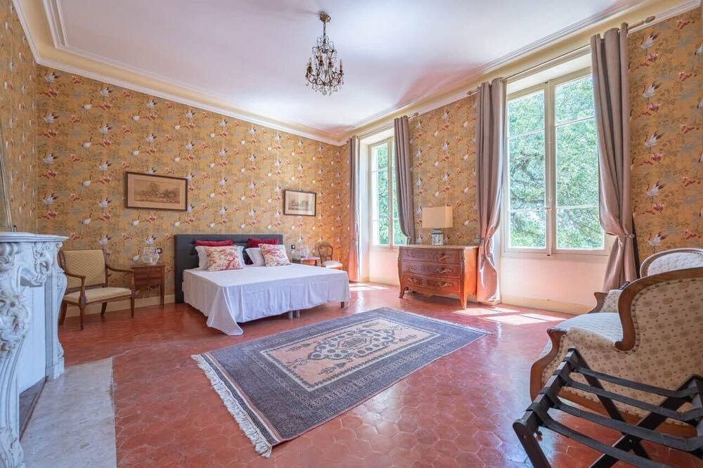 Photo of Bedroom in Le Pontet