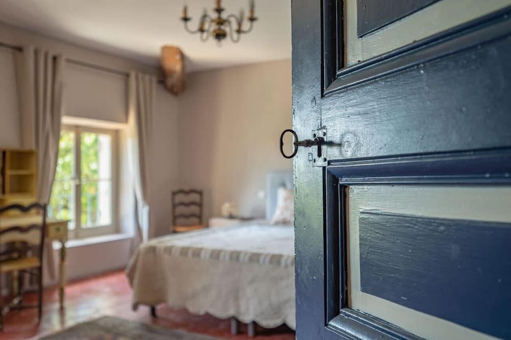 Photo of Bedroom in Le Pontet