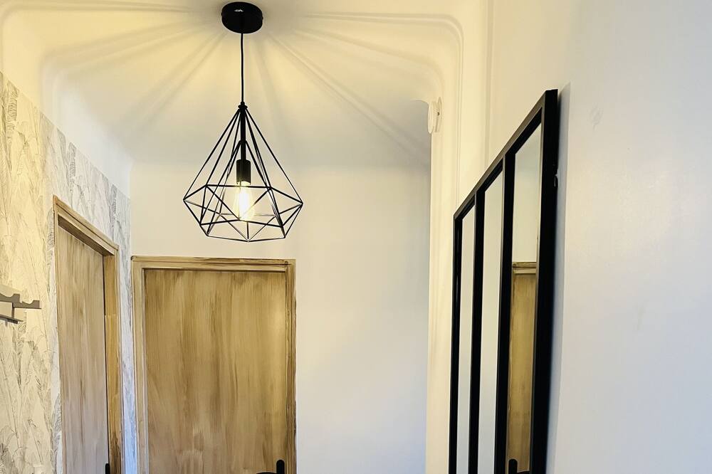 Photo of Bedroom in Saint-Mitre-les-Remparts