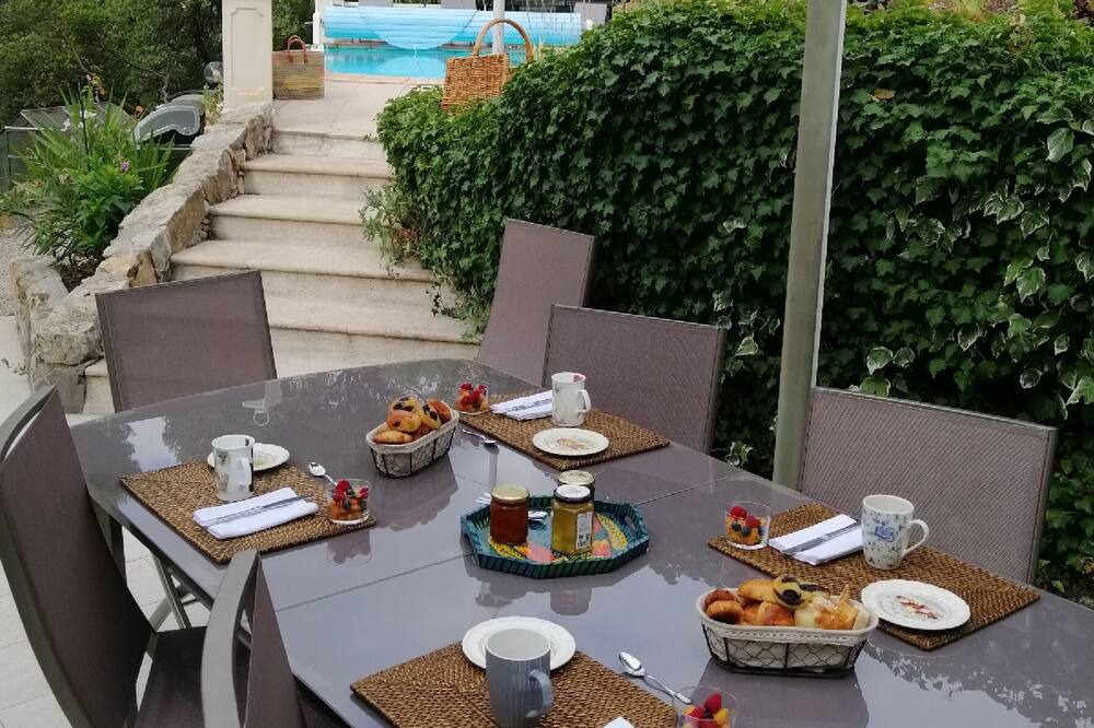 Photo of Patio Balcony in Figanieres
