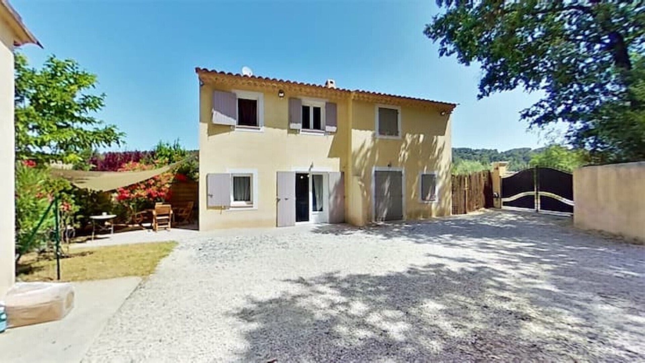 Photo of Outdoor in Jouques