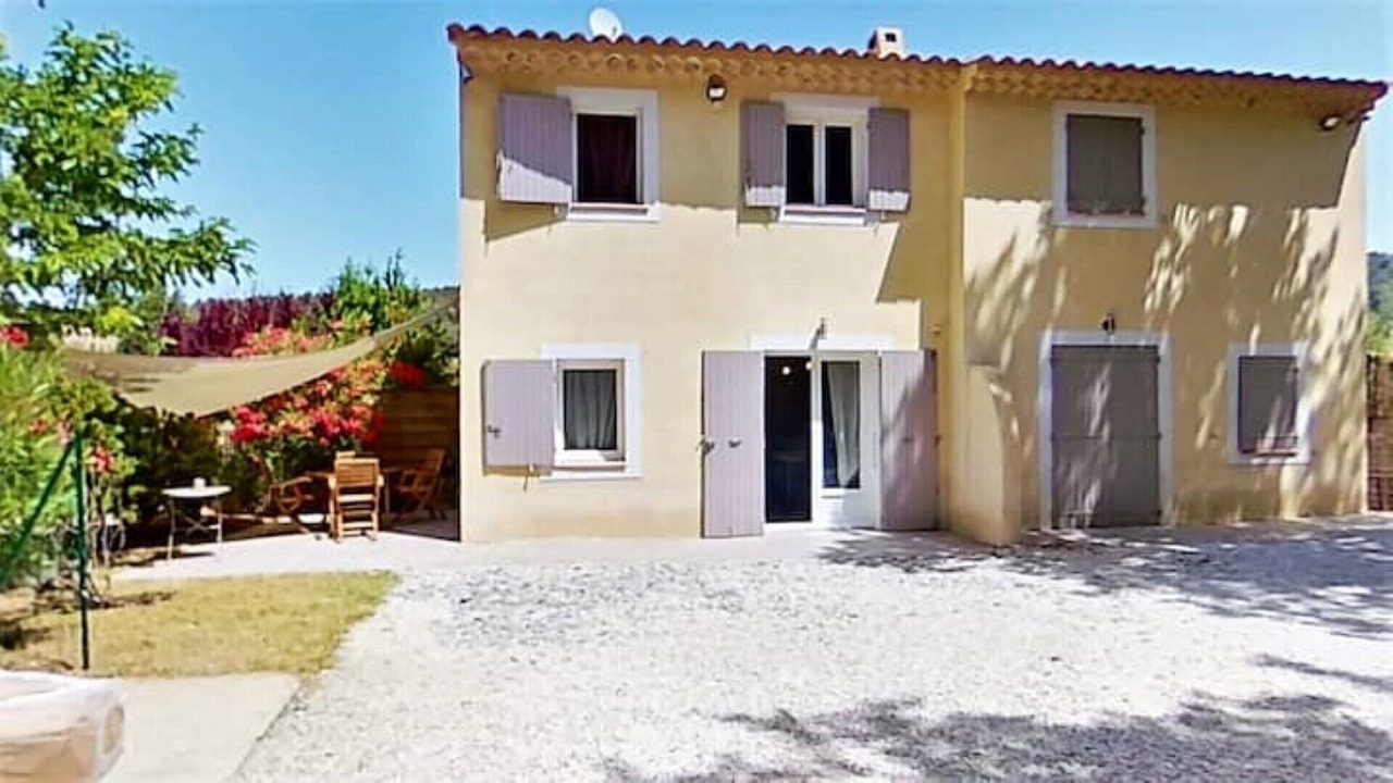 Photo of Outdoor in Jouques