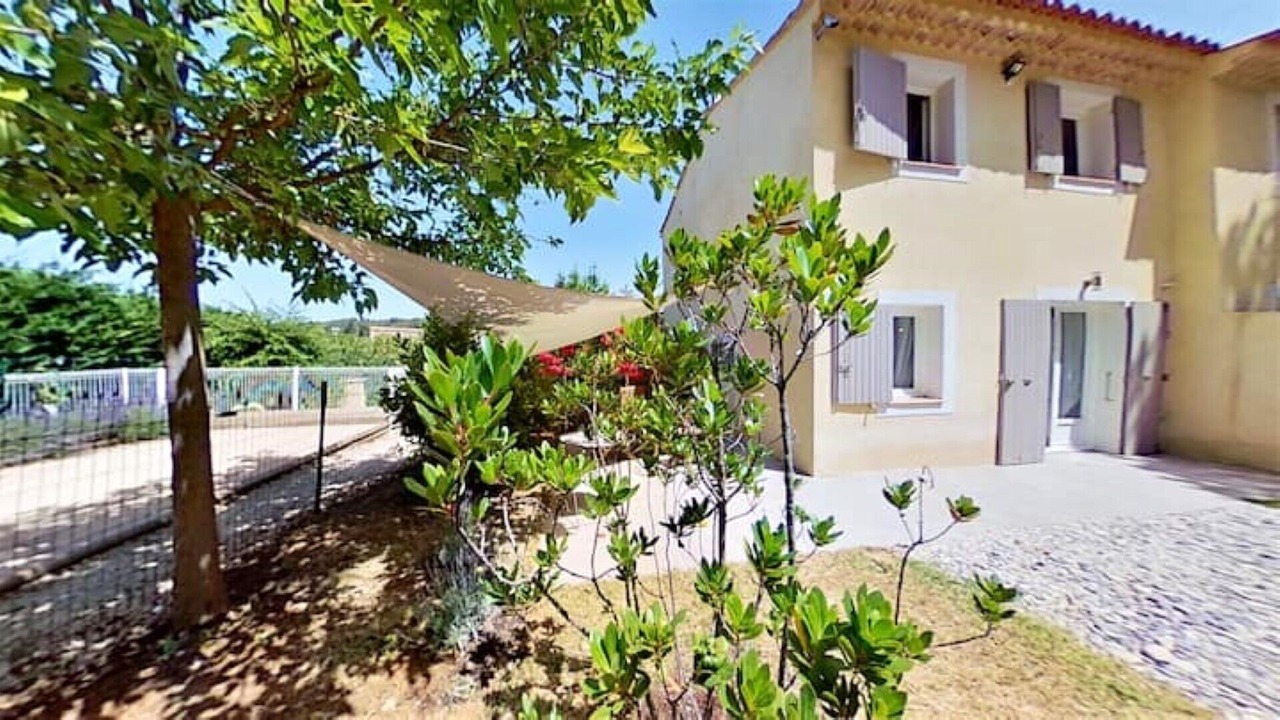 Photo of Outdoor in Jouques