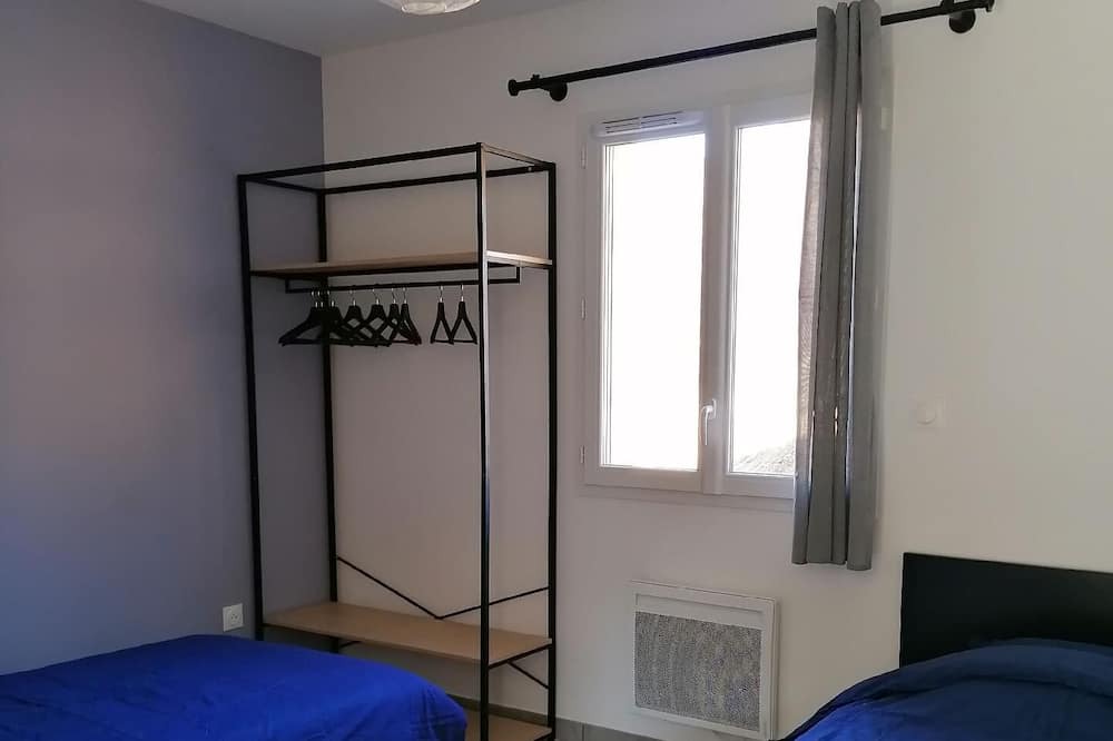 Photo of Bedroom in Plaisians