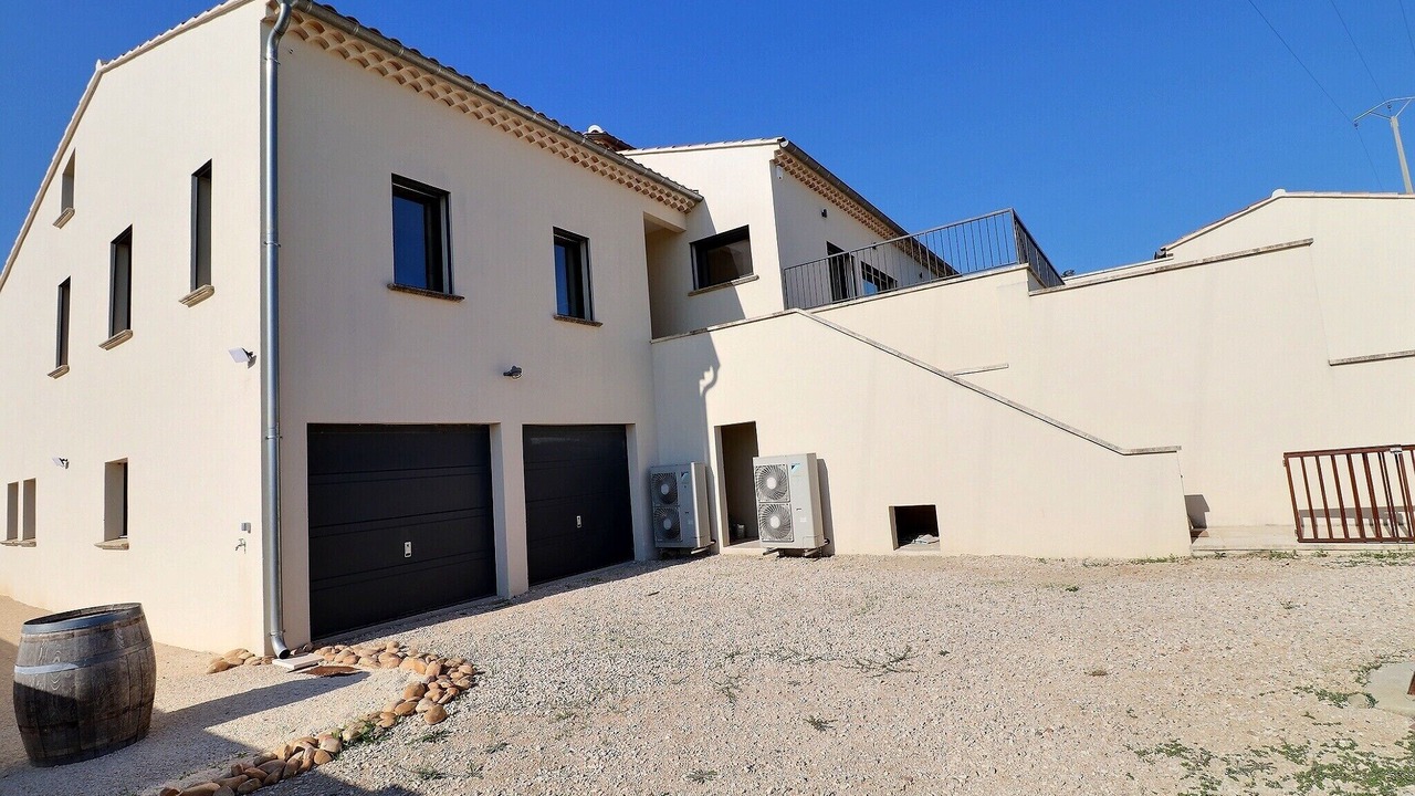 Photo of Outdoor in Bedarrides