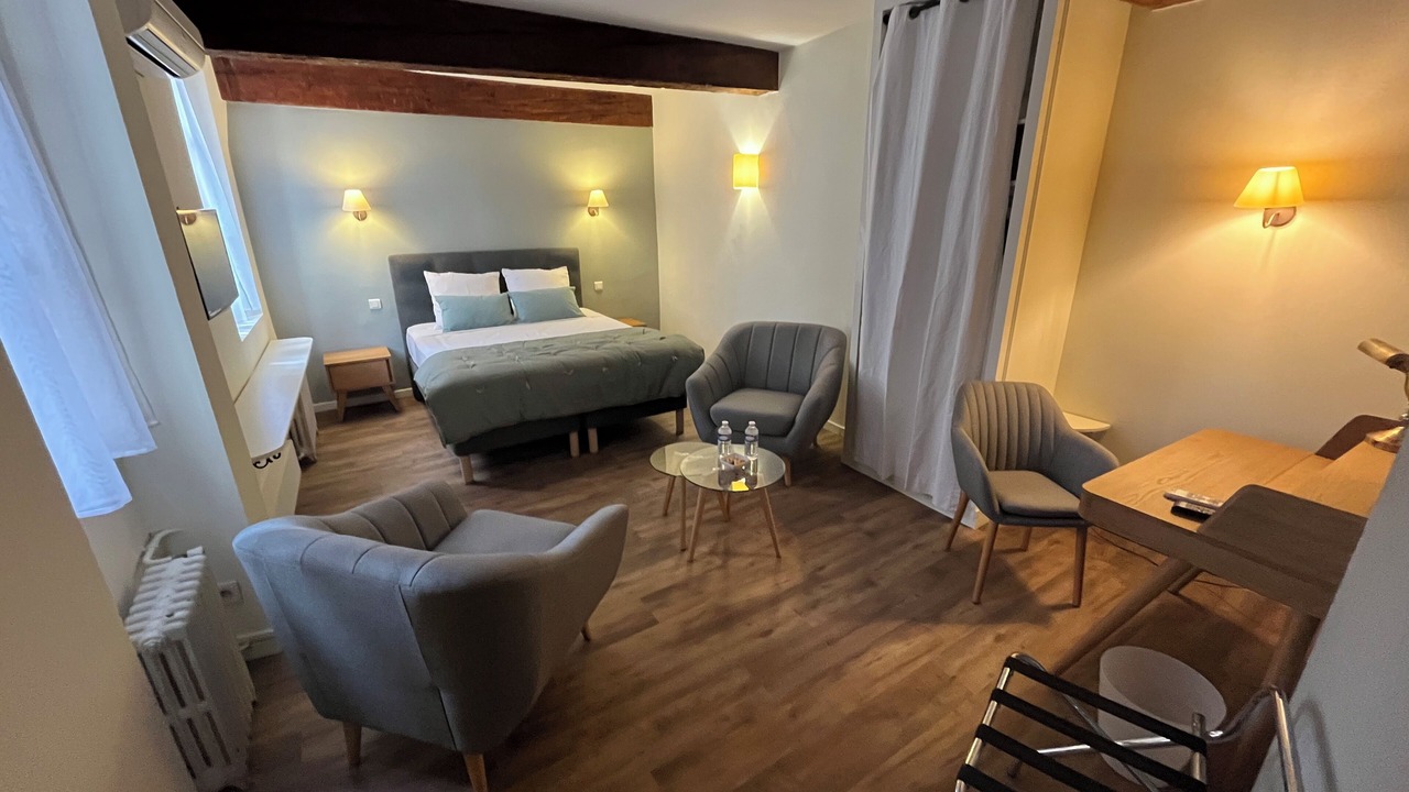 Photo of Bedroom in Orange