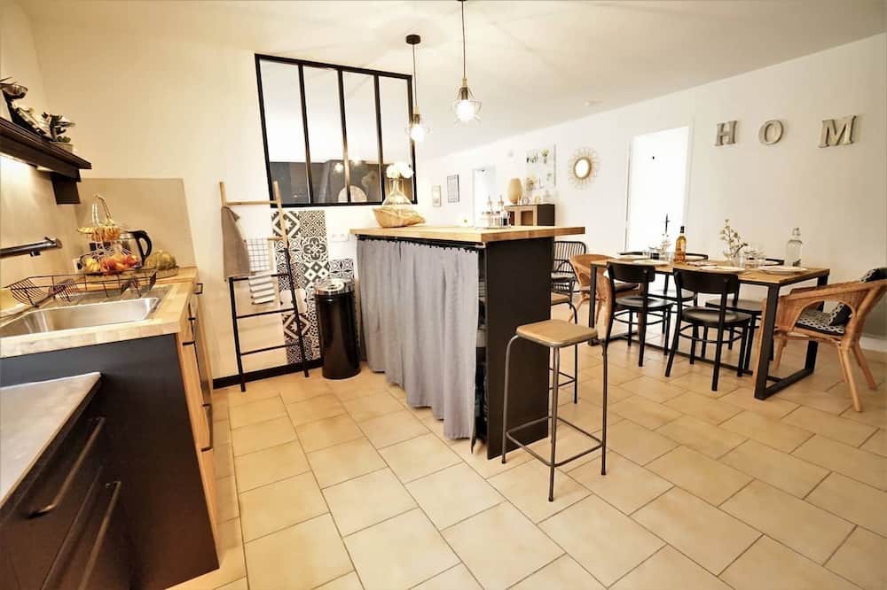 Photo of Kitchen in Goult