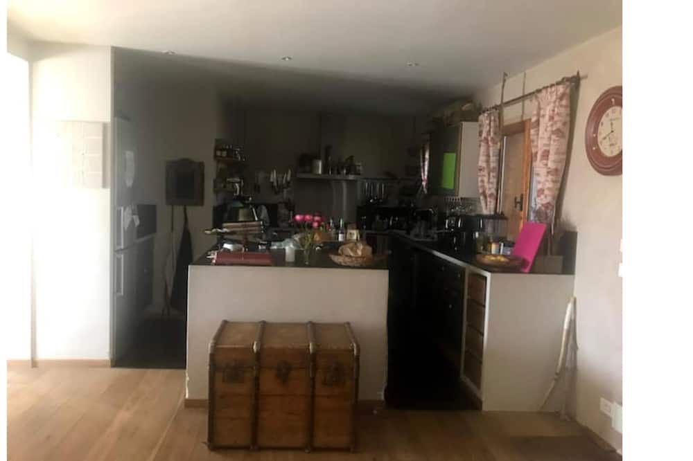 Photo of Kitchen in La Martre