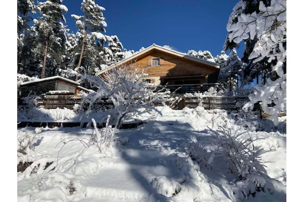 Photo of Outdoor in La Martre