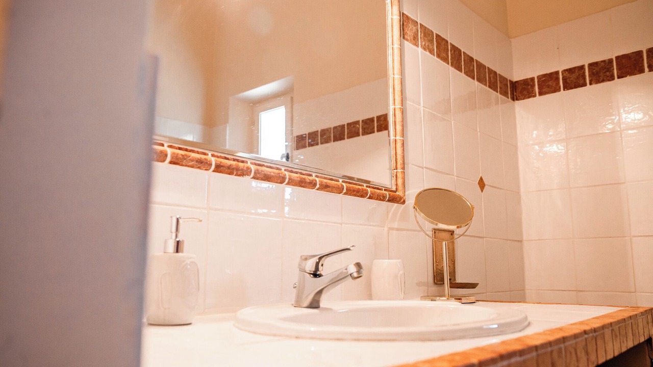 Photo of Bathroom in Salon-de-Provence