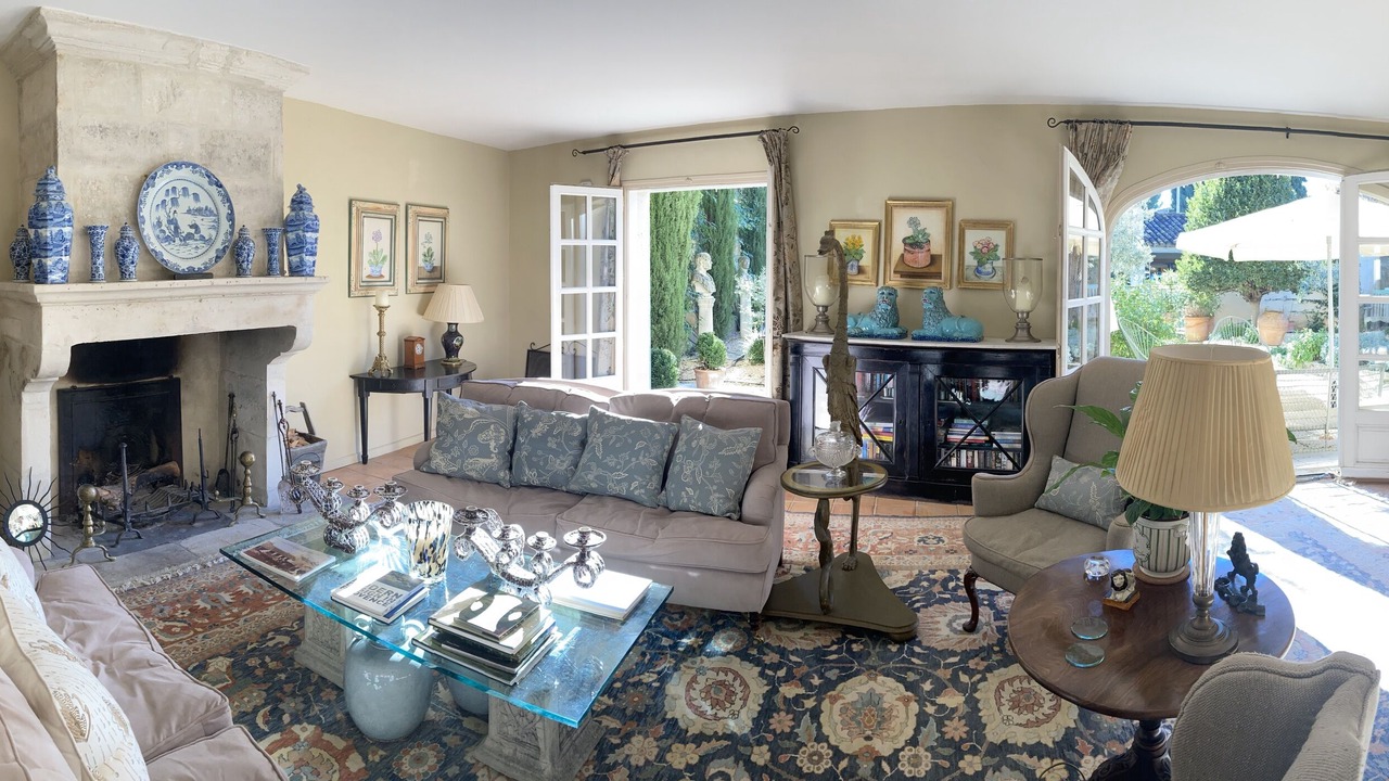 Photo of Livingroom in Mouries