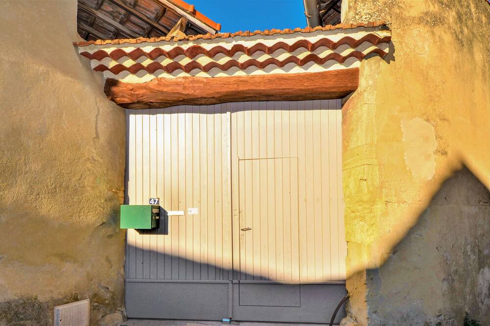 Photo of Outdoor in Laudun