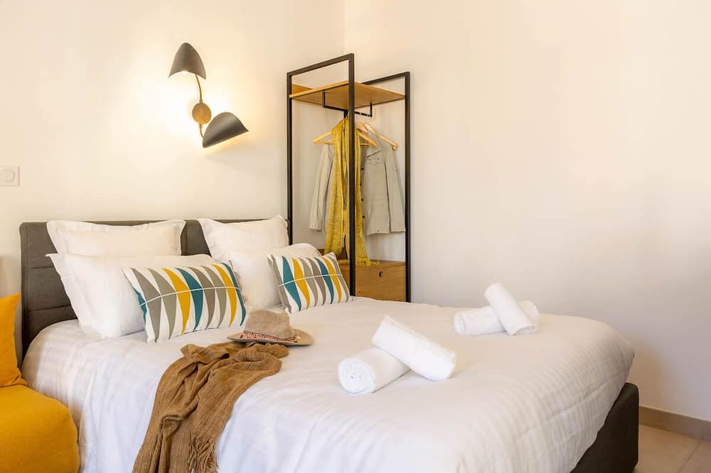 Photo of Bedroom in Forcalquier
