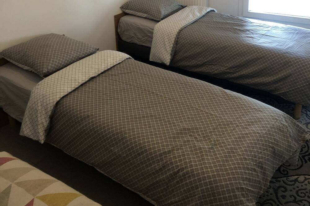 Photo of Bedroom in Chanot - Stade Velodrome