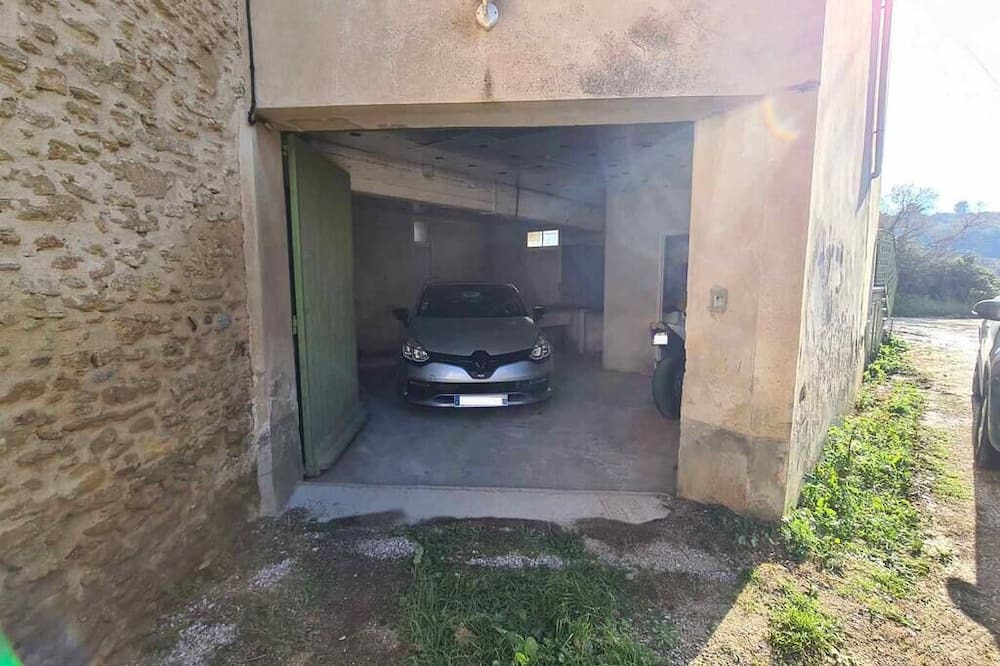 Photo of Outdoor in Chateauneuf-du-Pape