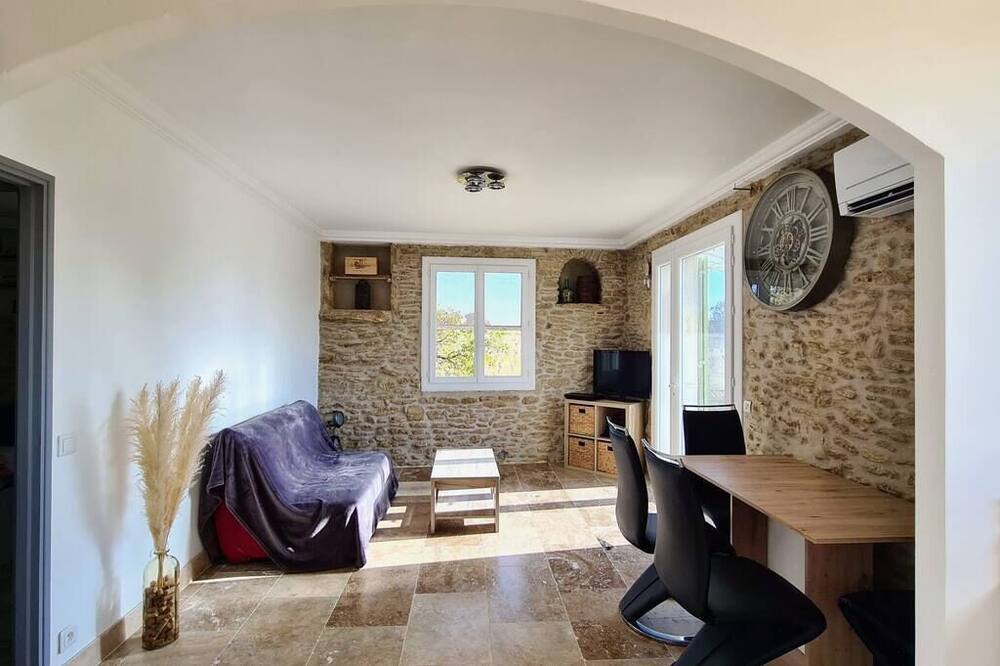 Photo of Others in Chateauneuf-du-Pape