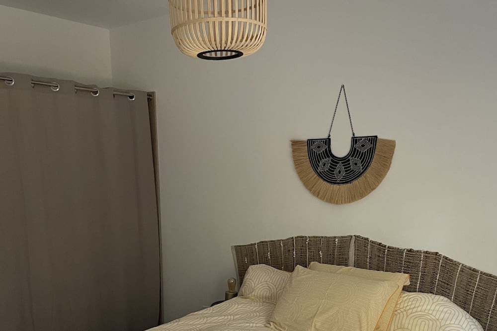 Photo of Bedroom in Jouques