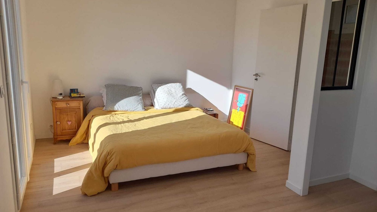 Photo of Bedroom in Pierrevert