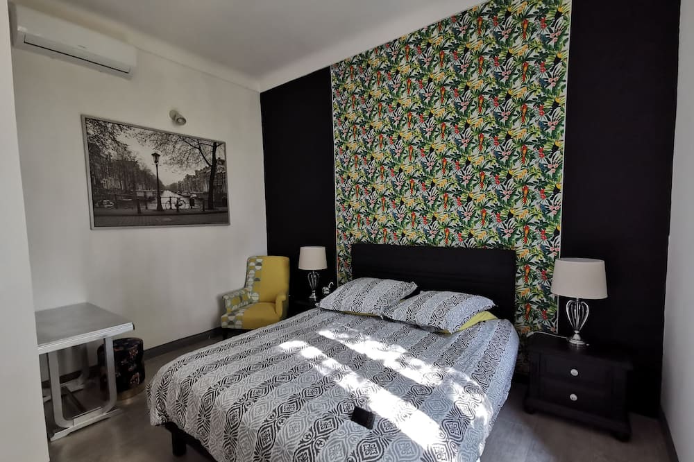 Photo of Bedroom in Cabannes