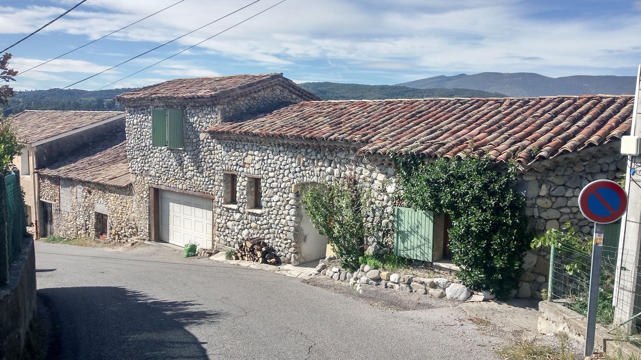 Photo of Outdoor in Volonne
