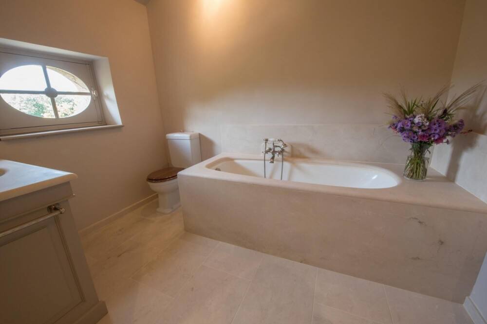 Photo of Bathroom in Noves