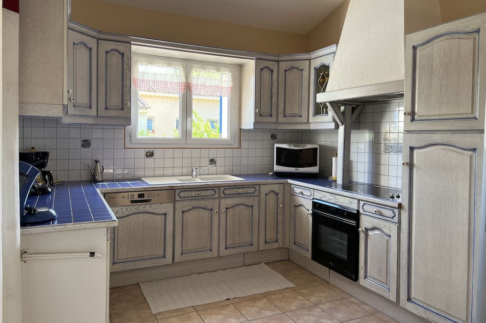 Photo of Kitchen in Sablet