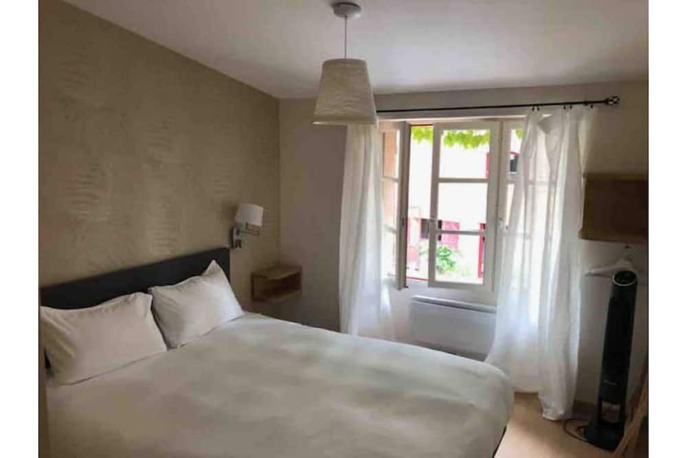 Photo of Bedroom in Mondragon