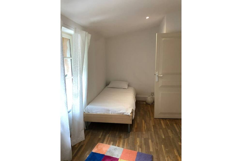 Photo of Bedroom in Mondragon