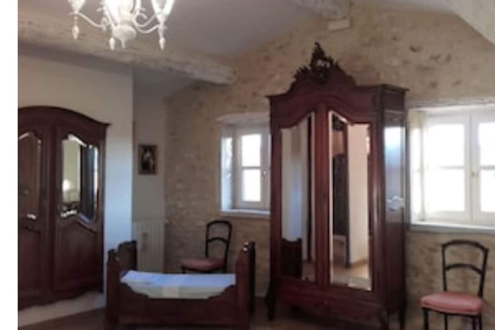 Photo of Bedroom in Valreas