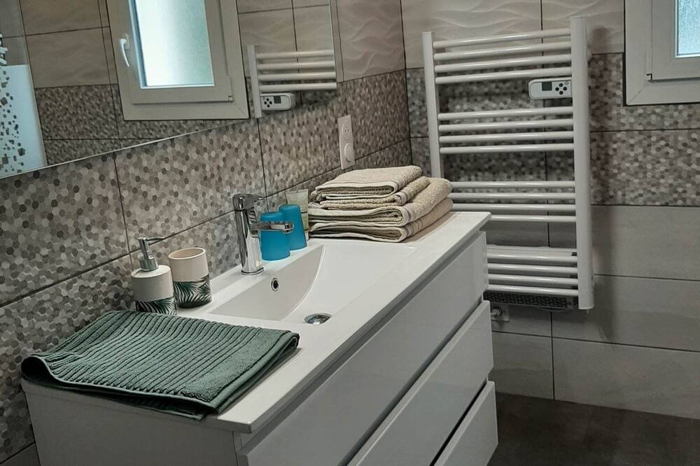 Photo of Kitchen in Redessan