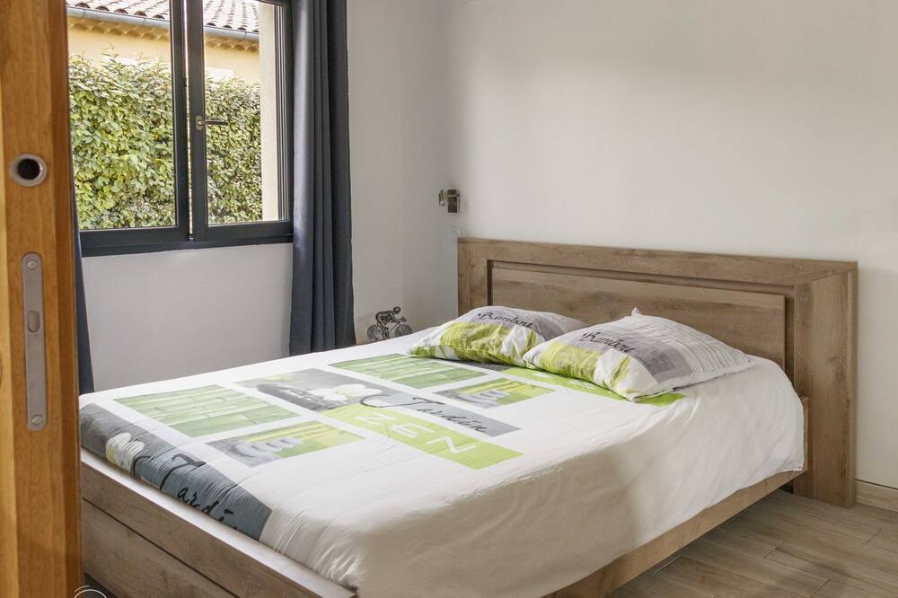 Photo of Bedroom in Mirabel-aux-Baronnies