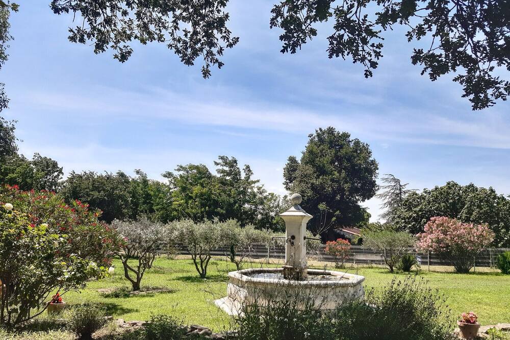 Photo of Outdoor in Mondragon