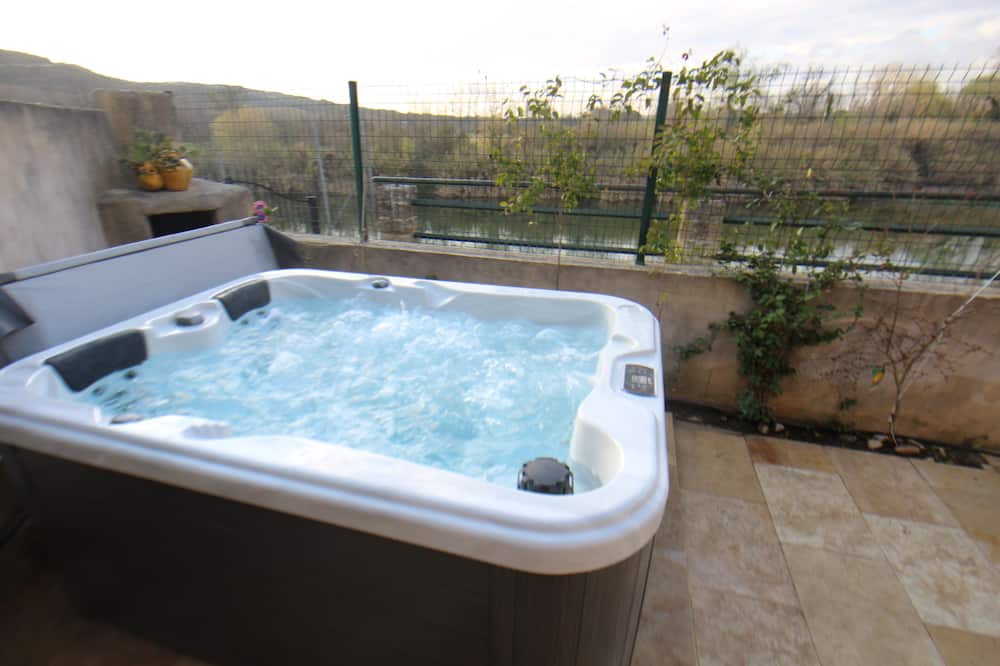 Photo of Outdoor in Remoulins