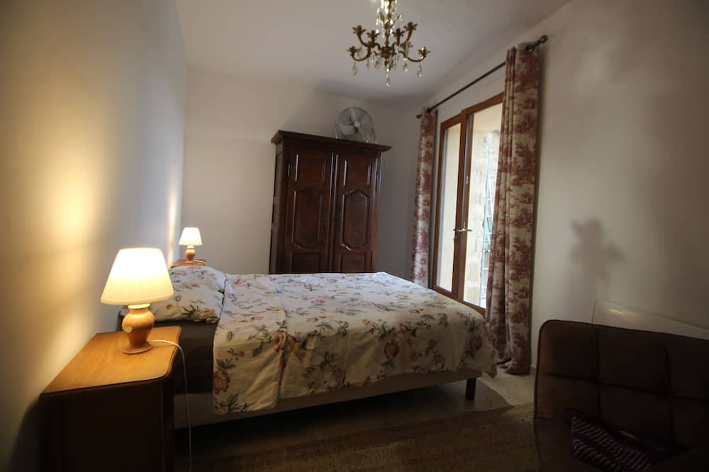 Photo of Bedroom in Remoulins