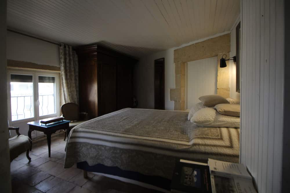 Photo of Bedroom in Remoulins