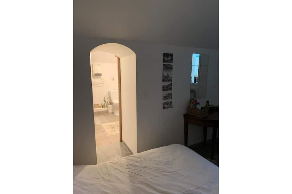 Photo of Bedroom in Perier