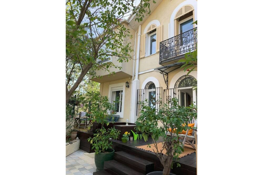 Photo of Outdoor in Perier
