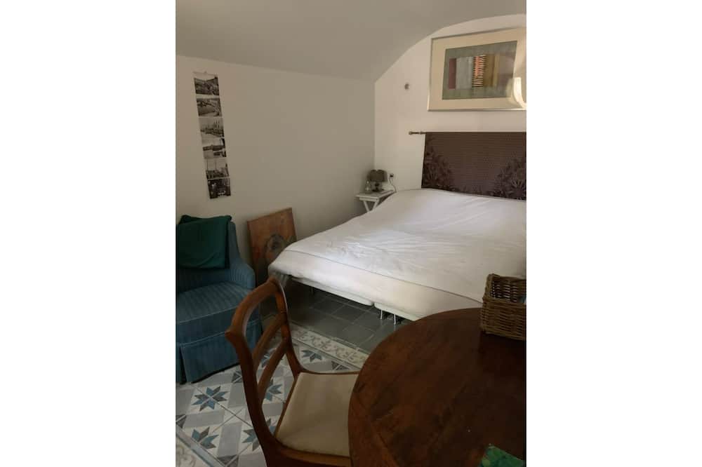 Photo of Bedroom in Perier