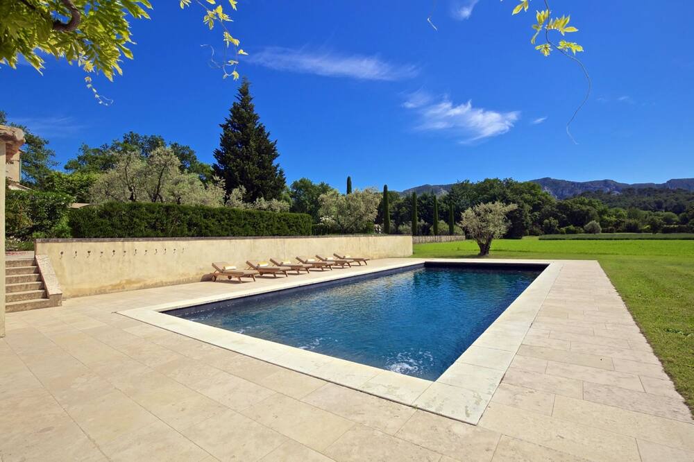 Photo of Outdoor in Molleges