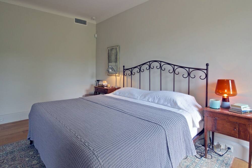 Photo of Bedroom in Molleges